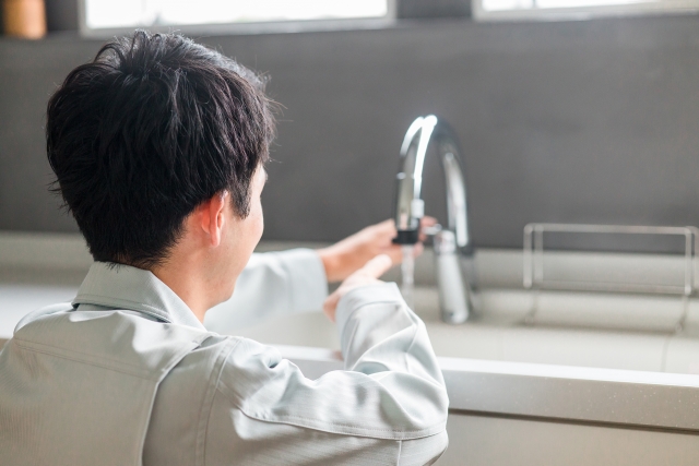 【漏水修理の完全ガイド】原因から費用相場・応急処置まで徹底解説！