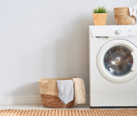 【洗濯機の排水口掃除の方法と注意点】自分でできる予防策も解説 ！